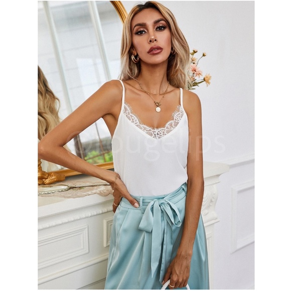 Lace Trim Detail V-Neck White Camisole Cami Top Shirt - Picture 2 of 7